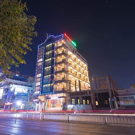 Sunrise Hotel Mandalay Exterior foto