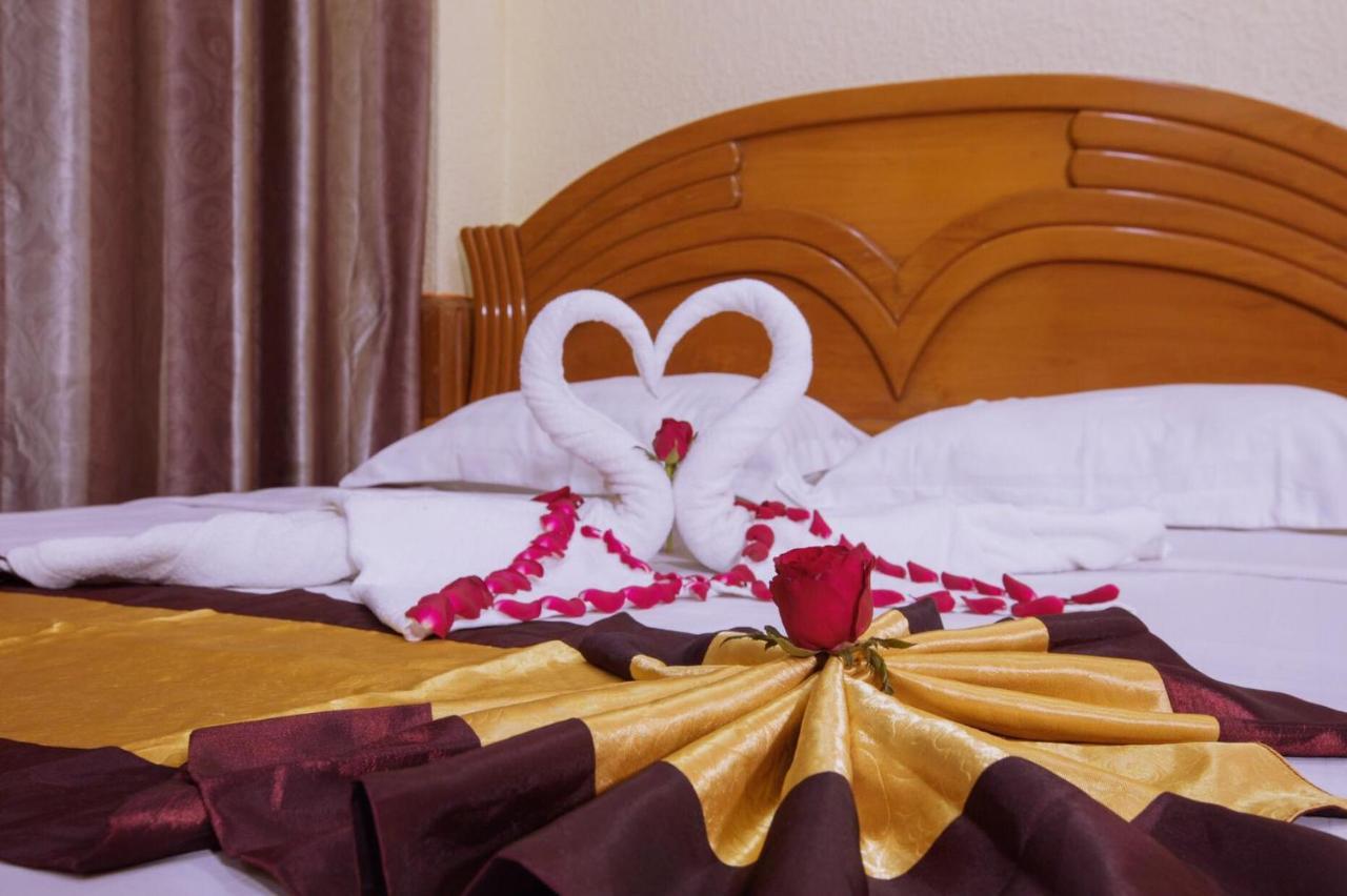 Sunrise Hotel Mandalay Exterior foto